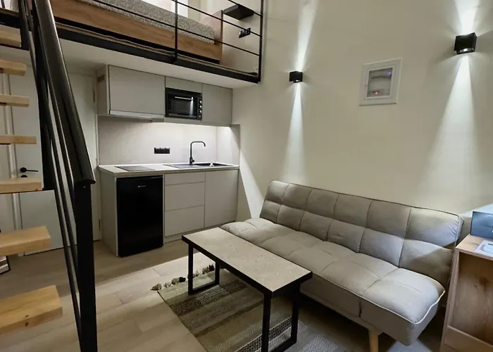 Loft 73 *