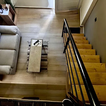 Loft 73